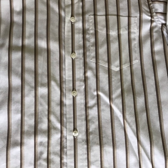 Gap classic fit button down - Picture 8 of 8